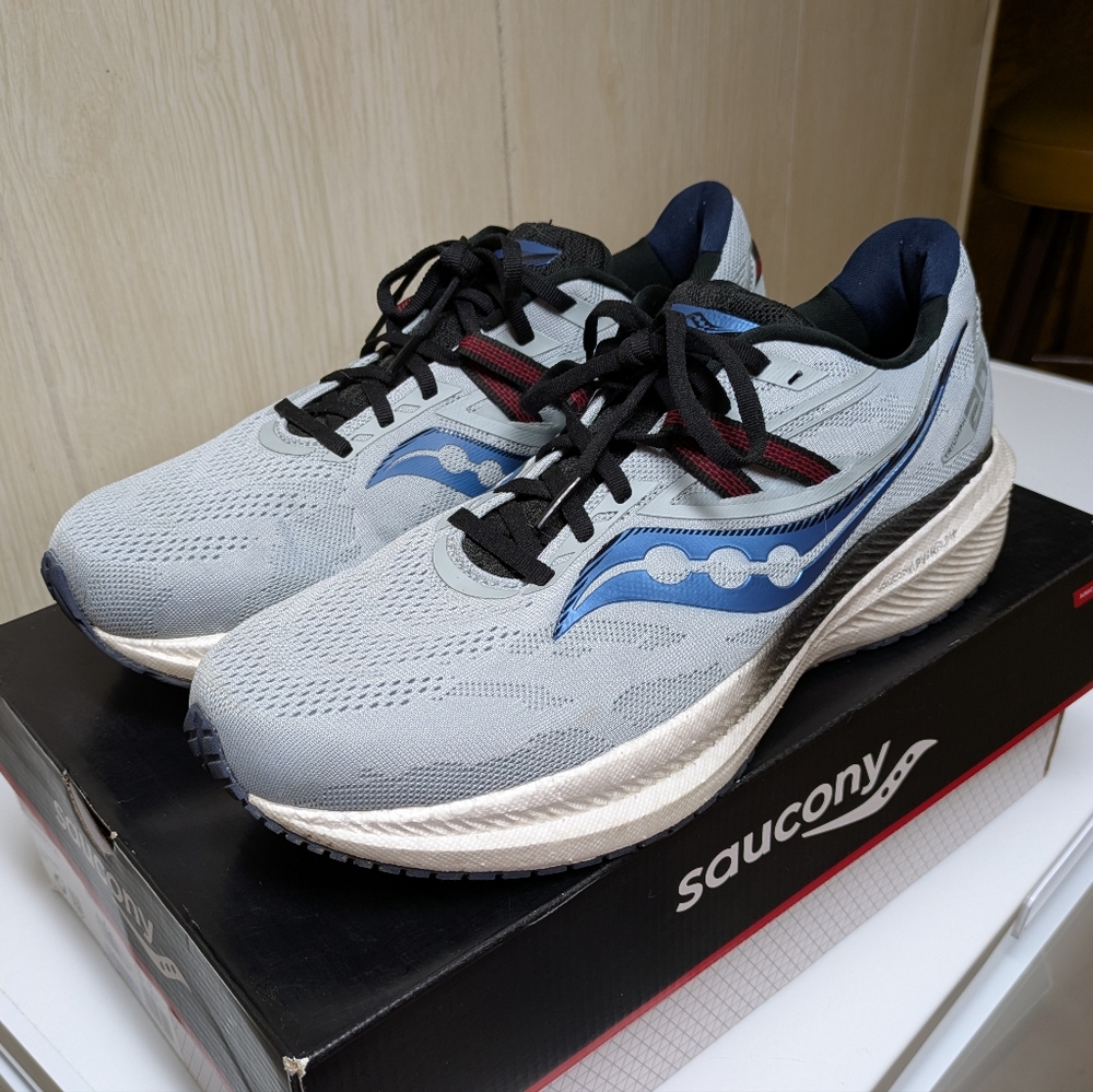 Saucony Triumph 20 Size 12.5 Lightly Used